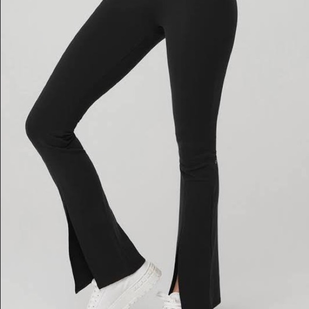 NWT Alo Yoga Airbrush high-waist 7/8 flutter legging S